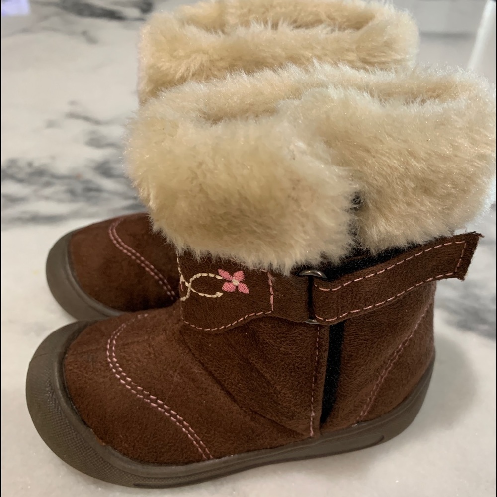 Girl’s Winter Boots